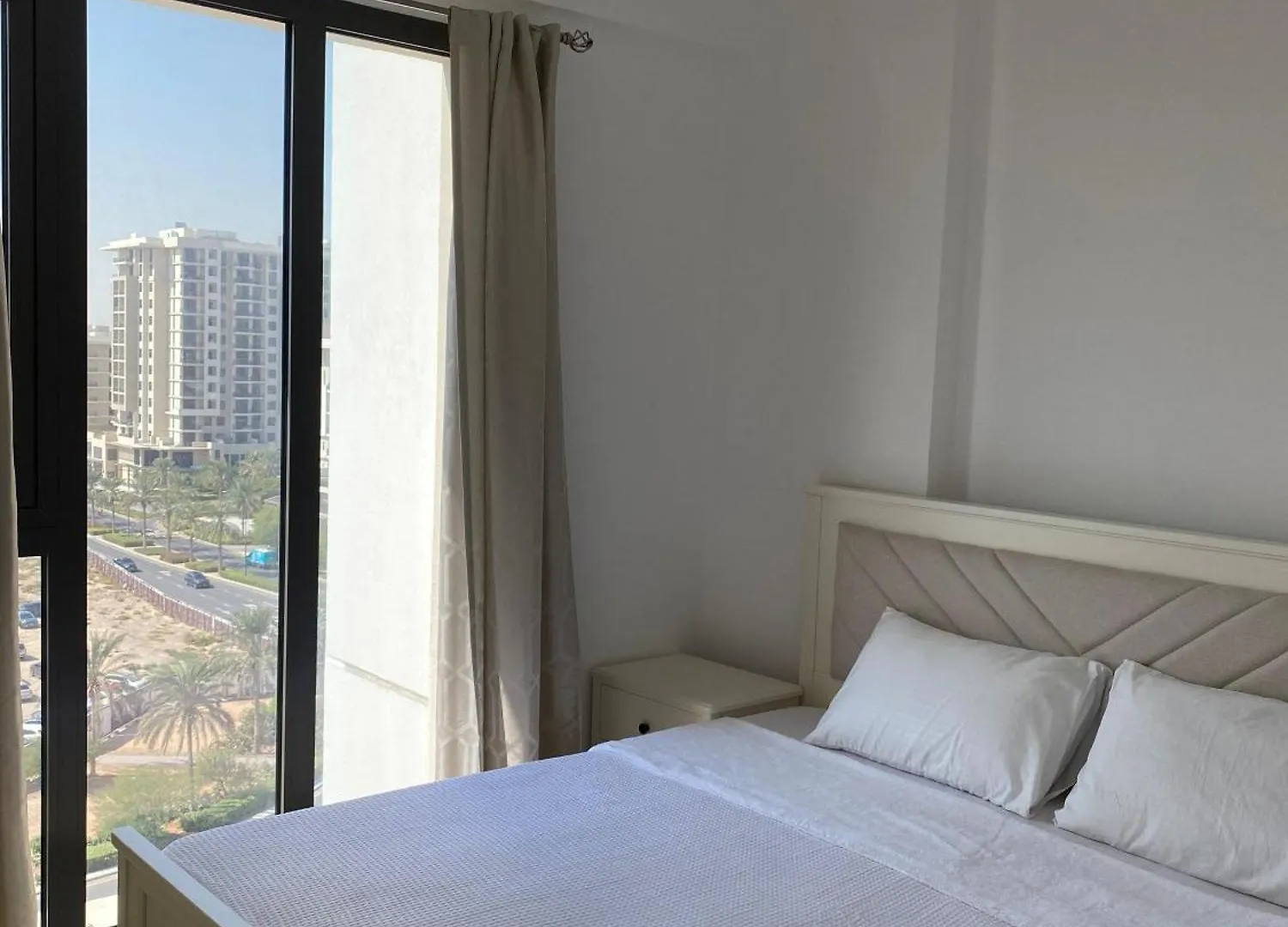 Lovely Calm 3Br Apt Easy Accessibility To Central Dubai With Huge Balcony And Pool View Town Square 0*,  United Arab Emirates
