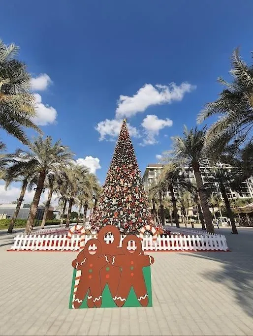 Lovely Calm 3Br Apt Easy Accessibility To Central Dubai With Huge Balcony And Pool View Town Square Apartment