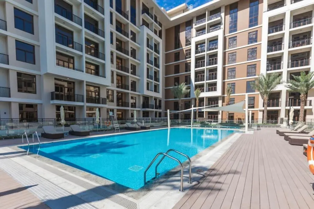 Apartment Lovely Calm 3Br Apt Easy Accessibility To Central Dubai With Huge Balcony And Pool View Town Square United Arab Emirates