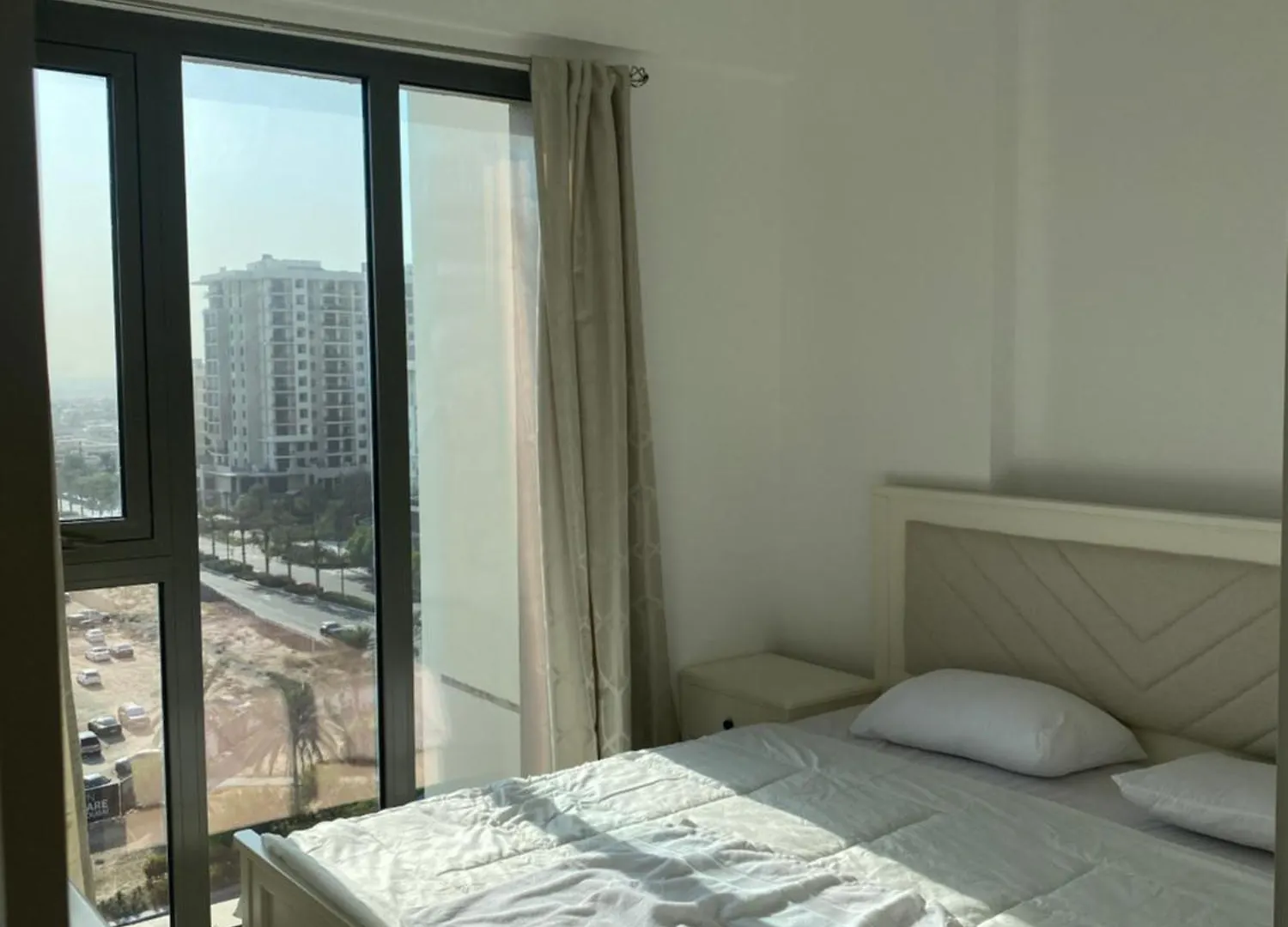 Lovely Calm 3Br Apt Easy Accessibility To Central Dubai With Huge Balcony And Pool View Town Square