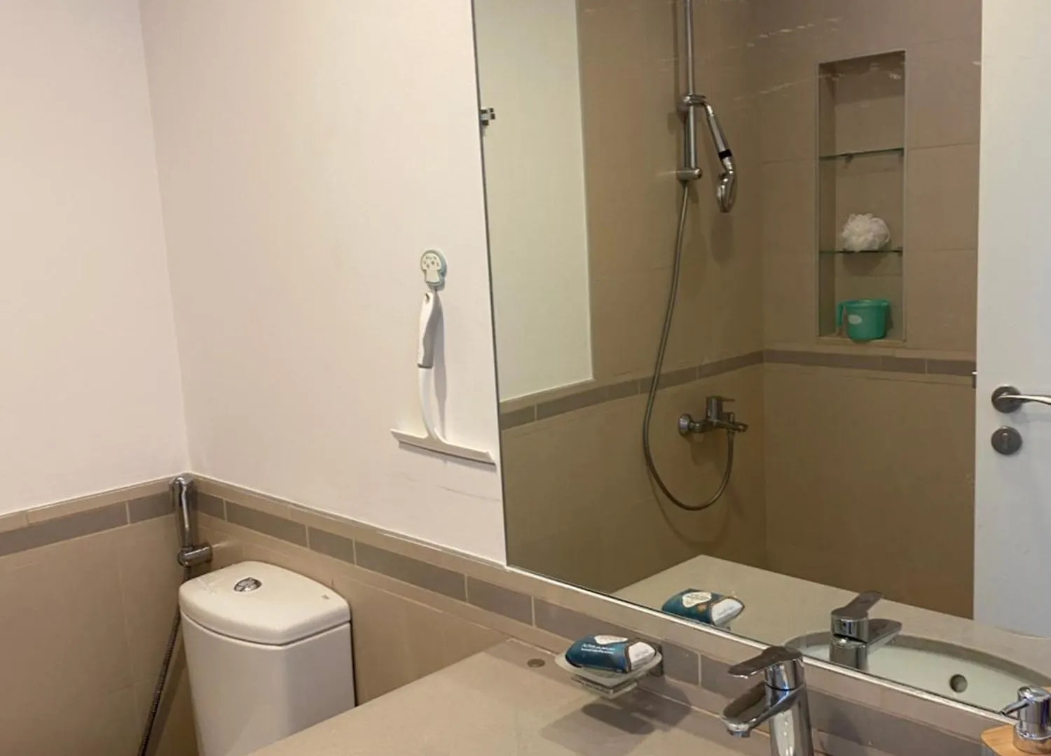 Lovely Calm 3Br Apt Easy Accessibility To Central Dubai With Huge Balcony And Pool View Town Square