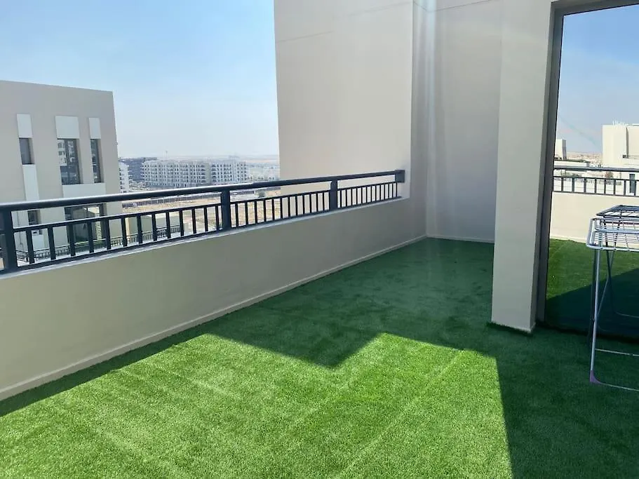 Lovely Calm 3Br Apt Easy Accessibility To Central Dubai With Huge Balcony And Pool View Town Square 0*,  United Arab Emirates